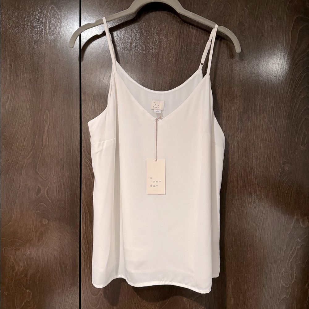 NWT. A New Day Flowy Tank